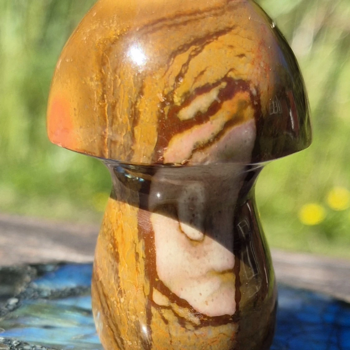 Polykrom Jaspis - Stor slipad svamp