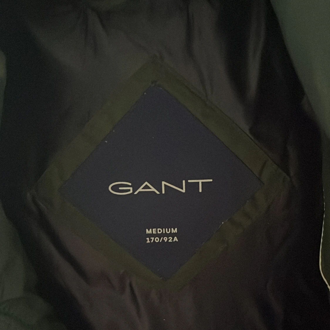 Mörkgrön pufferjacka från GANT M - 2