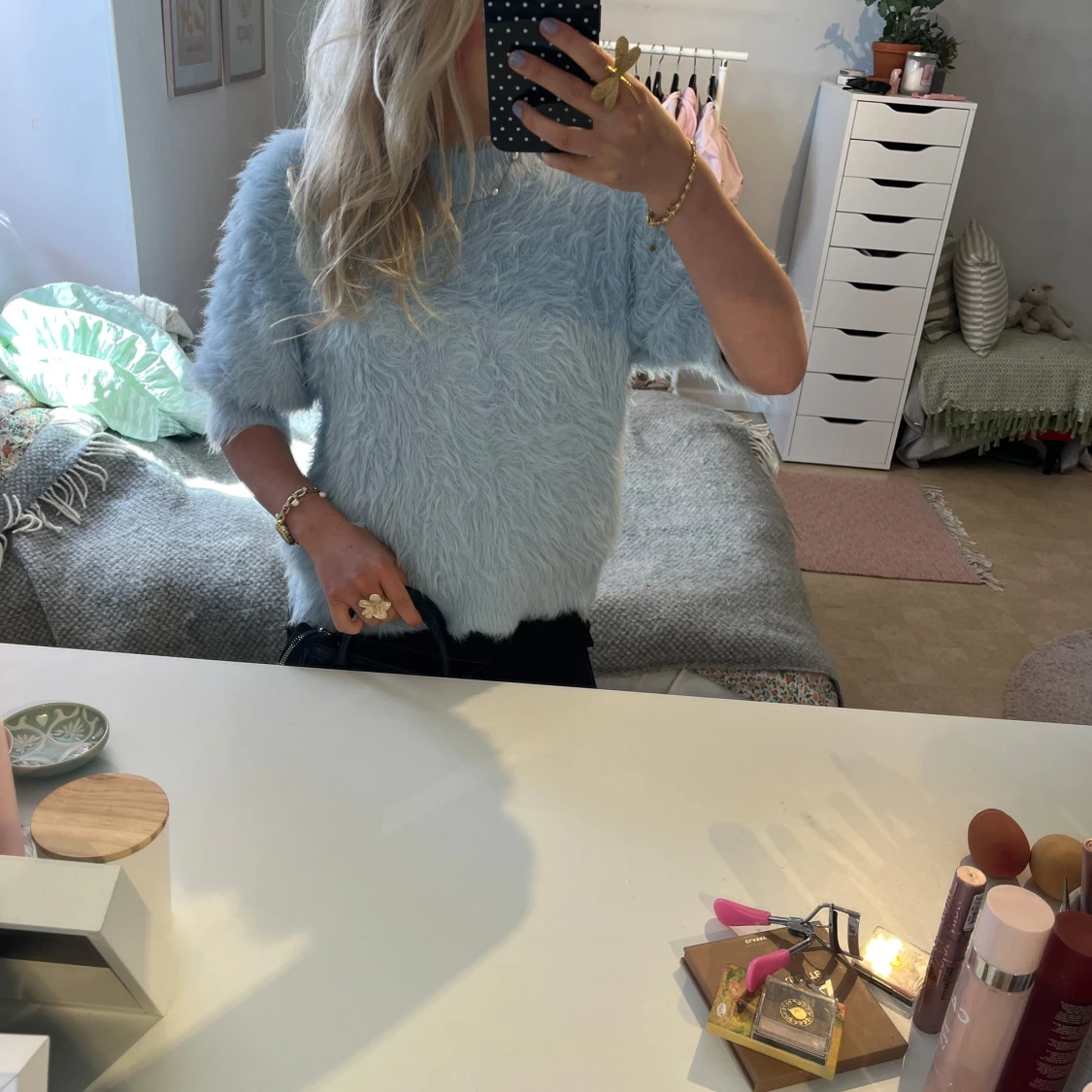 Ljusblå fluffig tröja från Carin Wester 