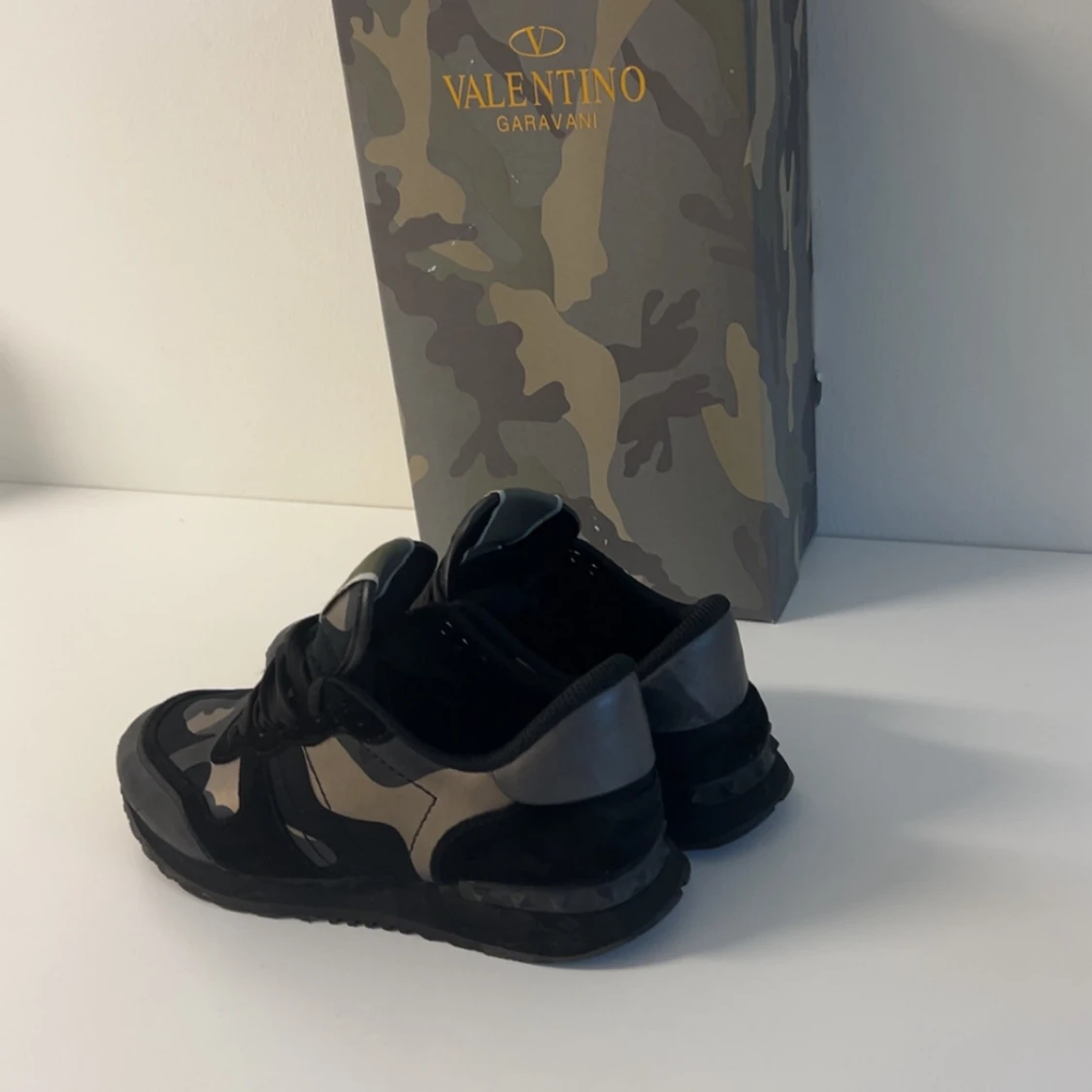 Valentino Garavani Rockrunner camo sneakers - 1