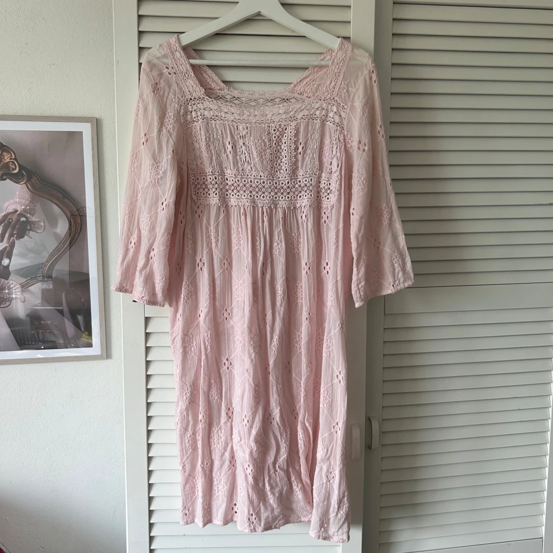 Ljusrosa Odd Molly spetsklänning