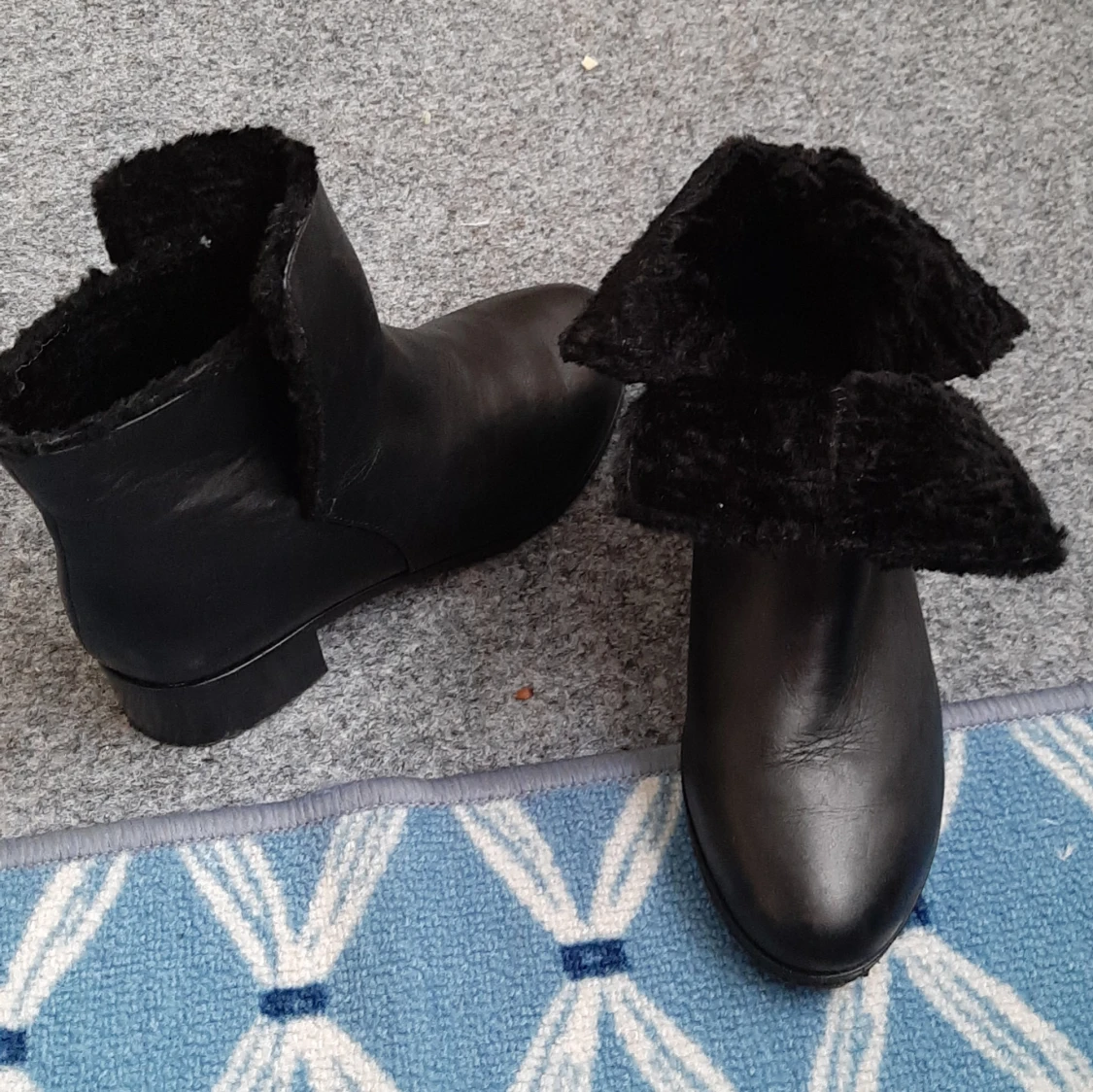 Svarta boots från & Other Stories - 2