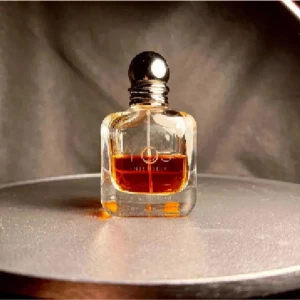 Stronger With You Intensely - (E Jag säljer sampels och priset är per milliliter ( INTE HELA FLASKAN))  31kr per milliliter (1ml = 10 spray )  Priset är fast men vid större beställningar kan priset diskuteras! Skriv till oss gärna innan ni köper !