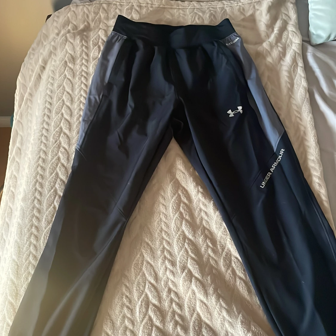 Svarta träningsbyxor från Under Armour