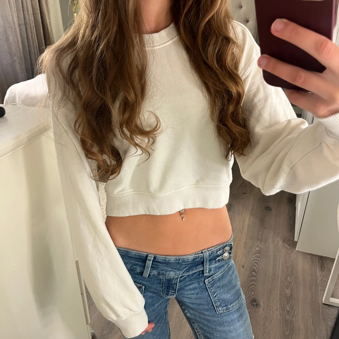 Vit croppad sweatshirt