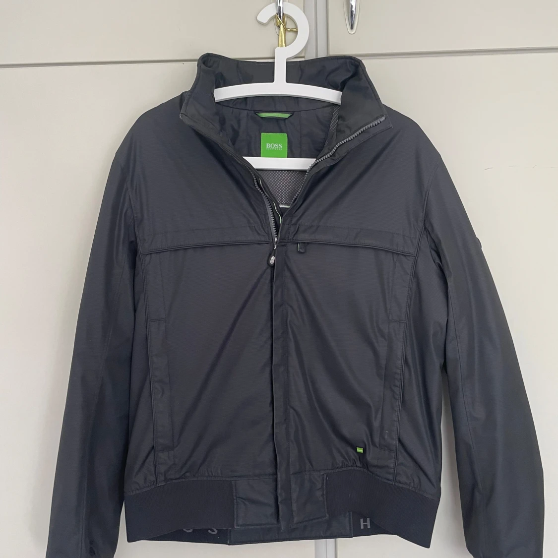 Svart vindjacka från BOSS Hugo Boss - 3