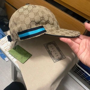 Gg keeps  - Säljer denna unika gg keepsen för grymt pris. I nyttskick. Du får med dust bagen också.