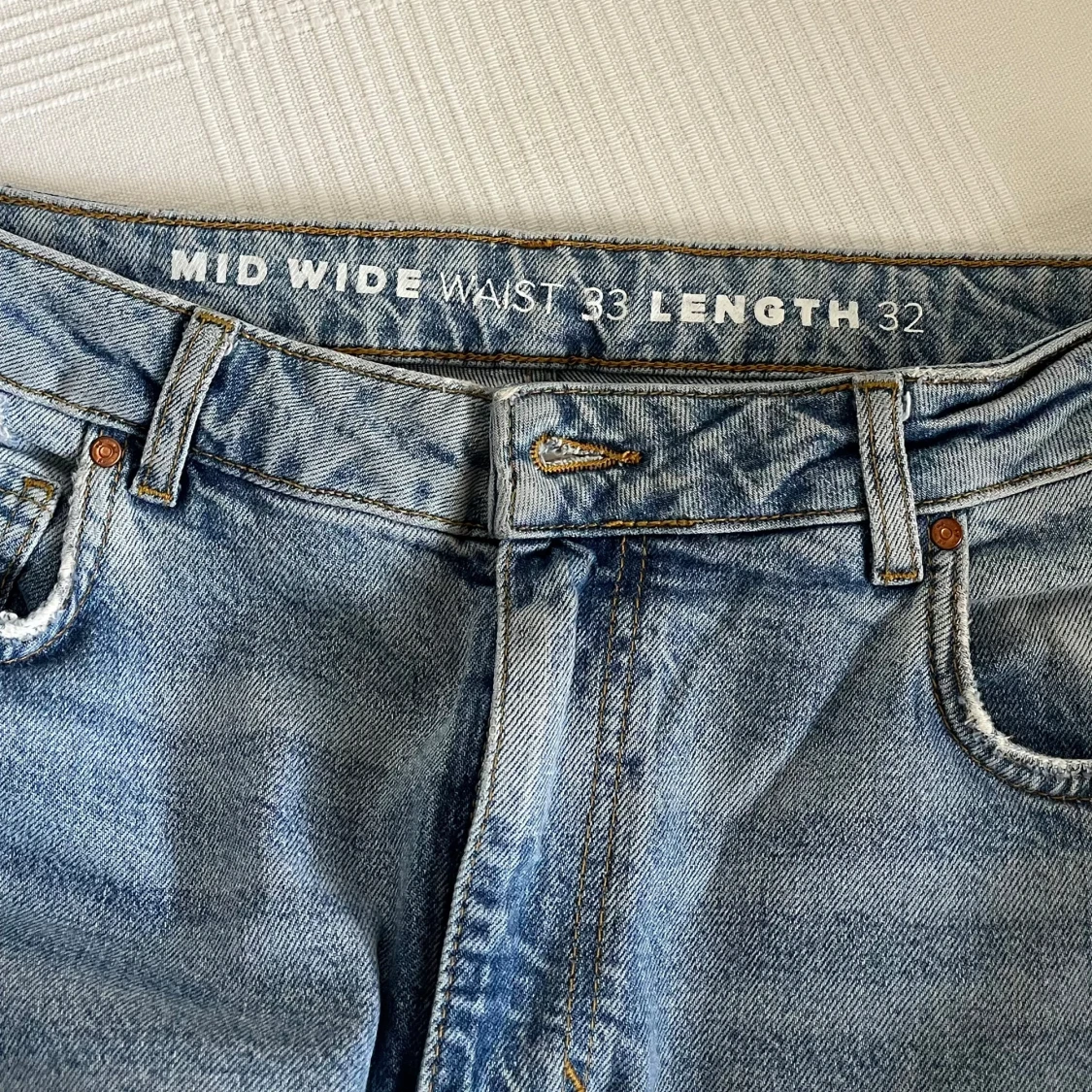 Ljusblå wide jeans från BikBok - 3