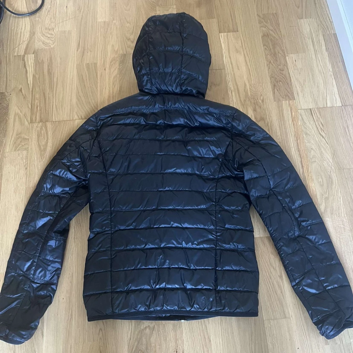 Svart pufferjacka från EA7 - 2