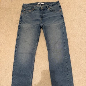 Jeans - Använda en del. Mycket bra skick. Pris kan diskuteras. 🤍
