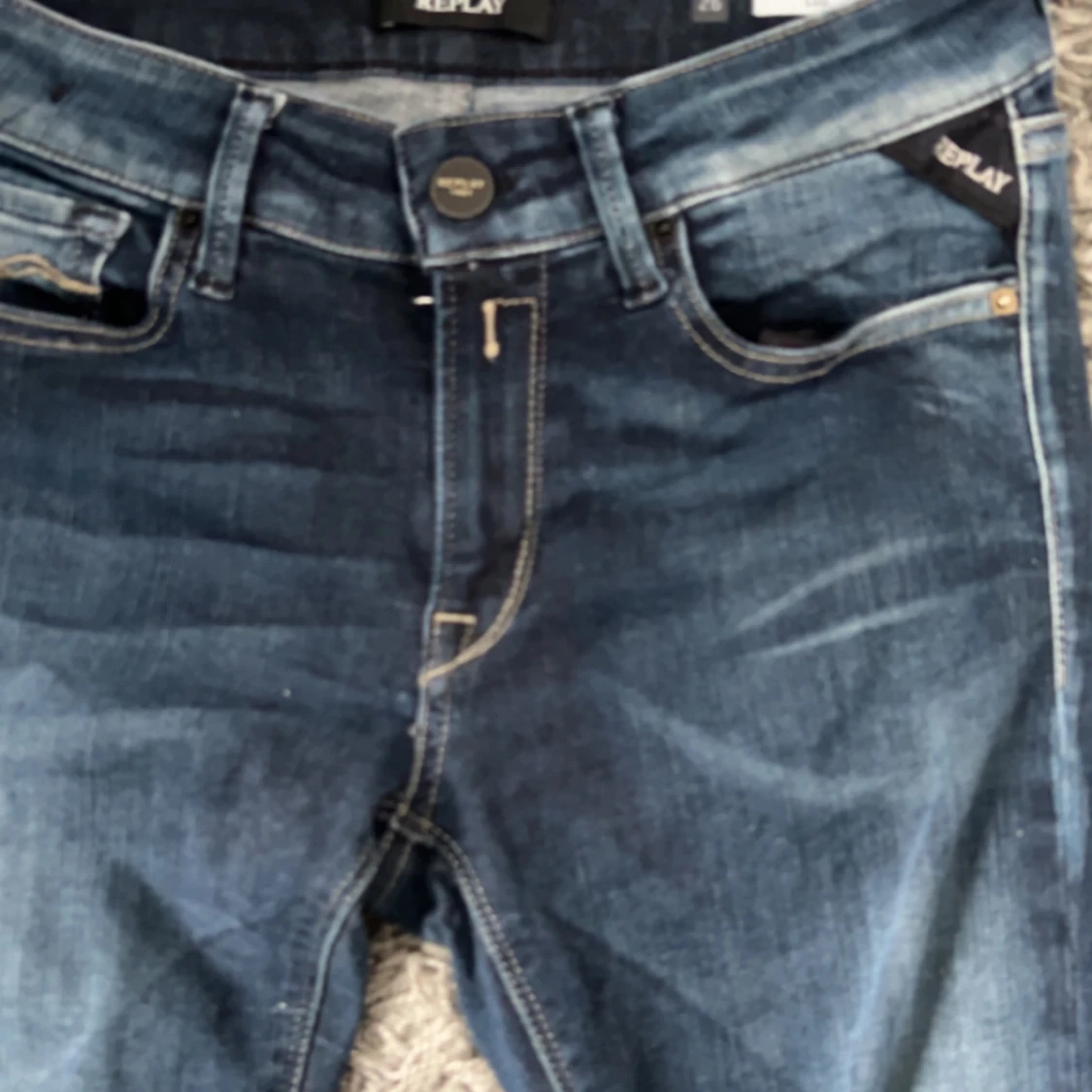 Mörkblå jeans från Replay - 1