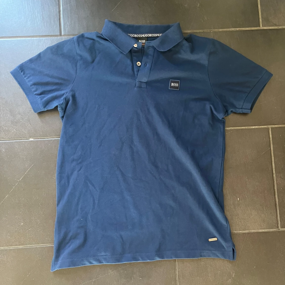 Blå pikétröja från BOSS