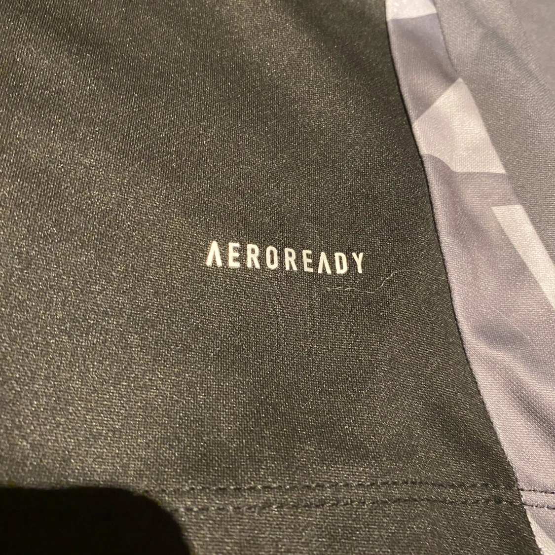 Svart och grå träningströja från Adidas - 3