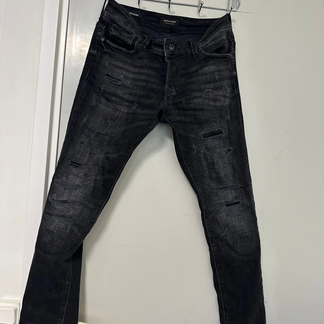 Svarta jeans från Jack & Jones - 1