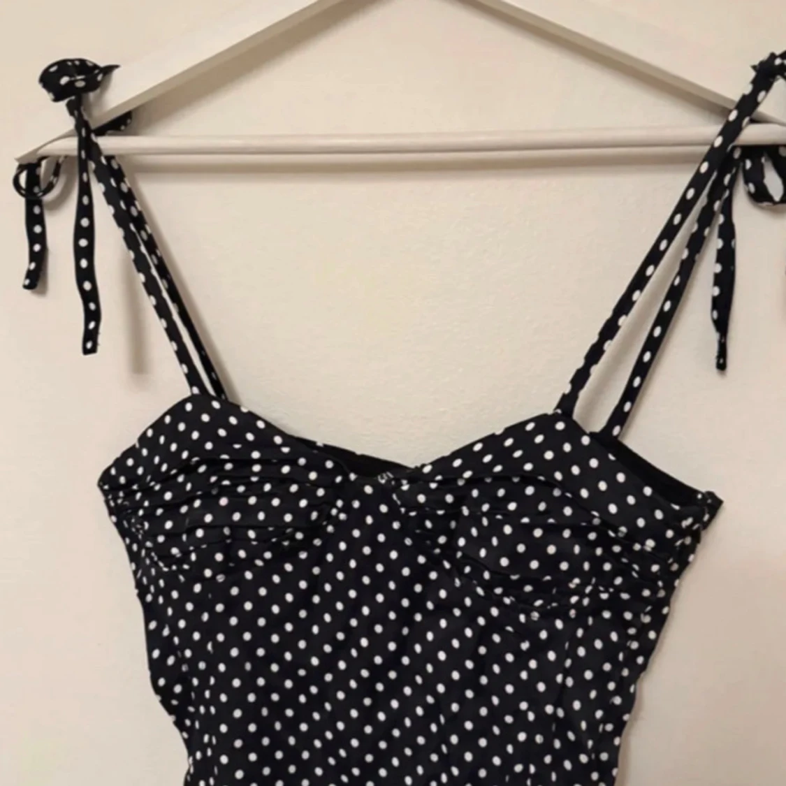 Svart prickig linnetopp från Zara - 2