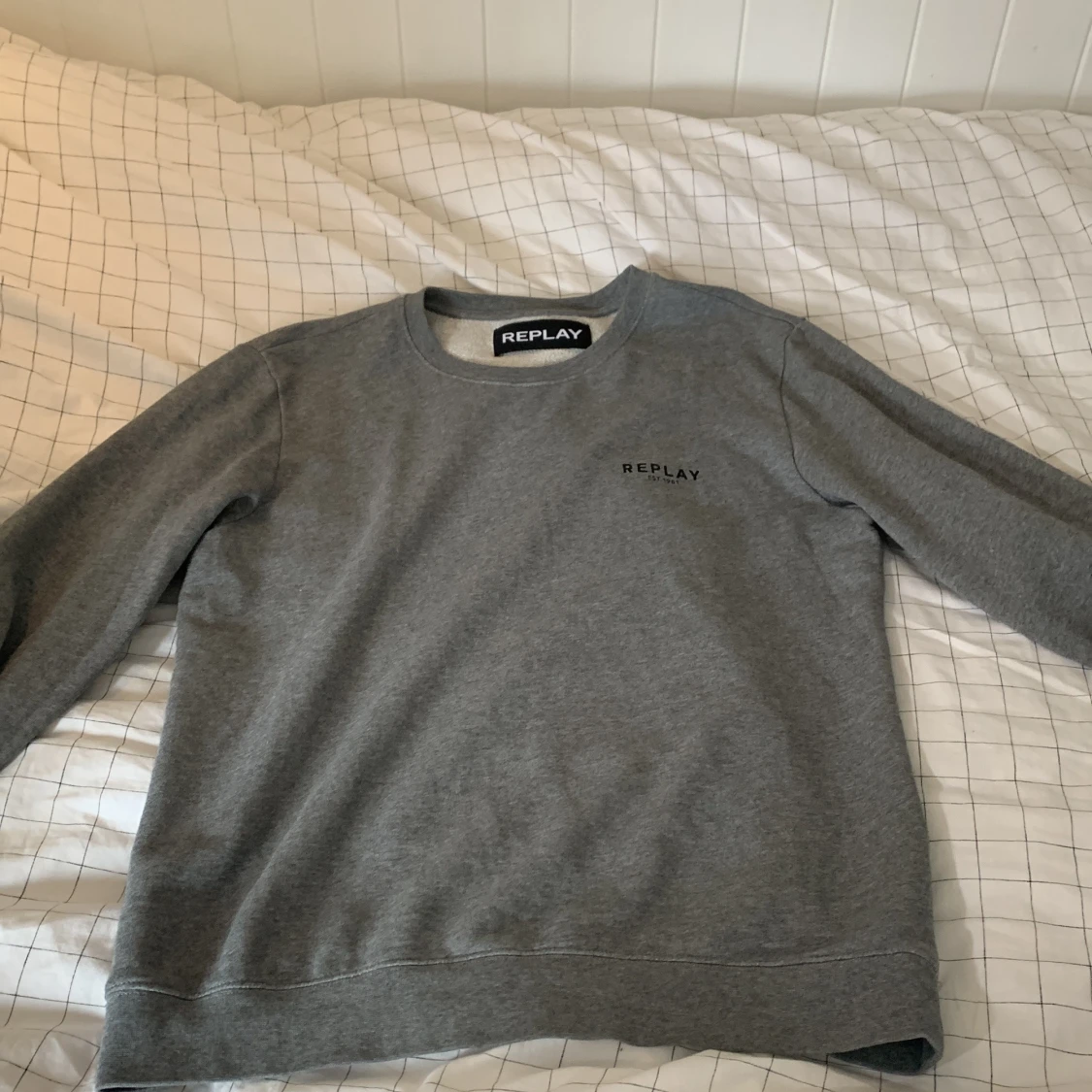 Grå sweatshirt från Replay