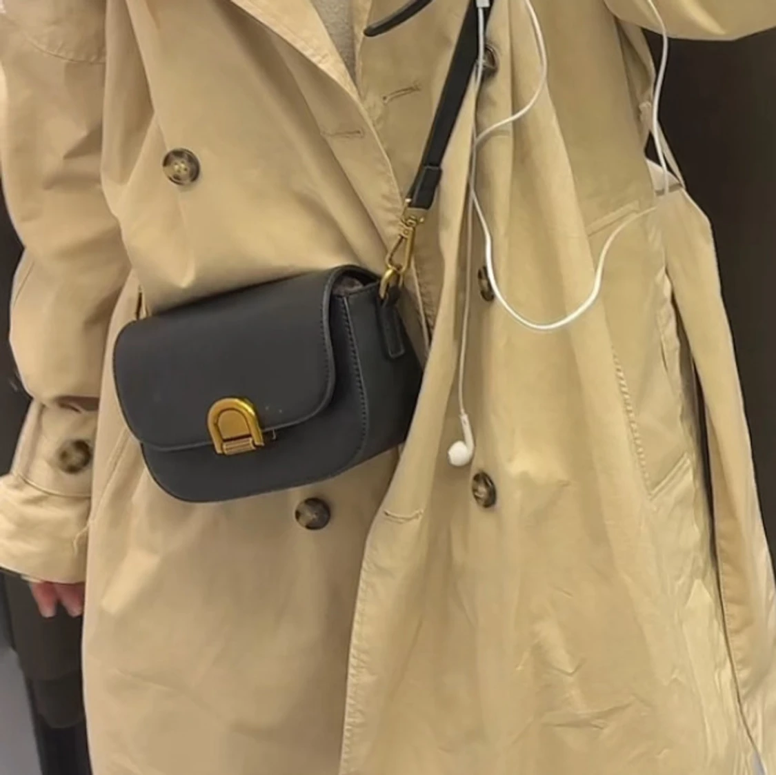 Svart väska - sommar25