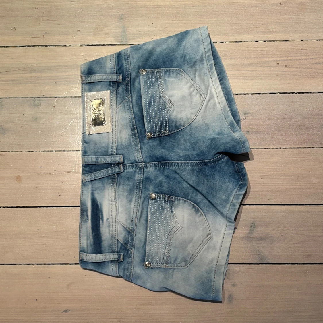 Snygga Black Bat jeansshorts - 1