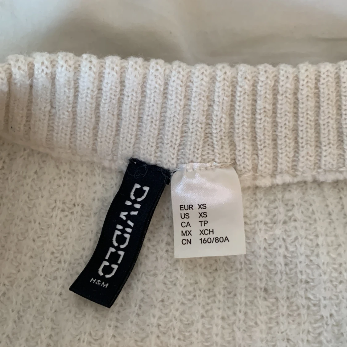 Vit croppad tröja från H&M - 2