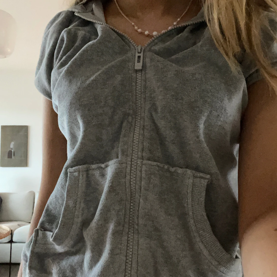 Kortärmad hoodie  - 1