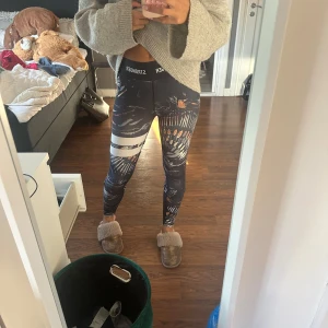 Tränings thigts  - Fint skick.