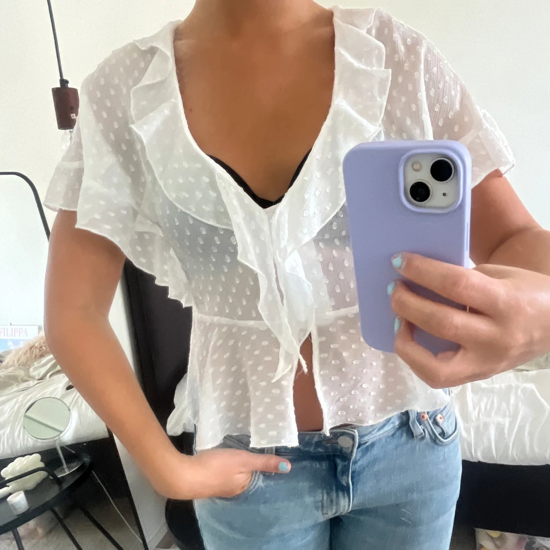 Vit genomskinlig topp med volanger från Zara - 1