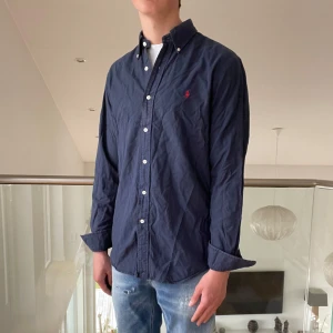Polo Ralph lauren skjorta  - Säljer nu denna polo Ralph lauren skjorta, skriv för fler bilder/frågor🙌🏼