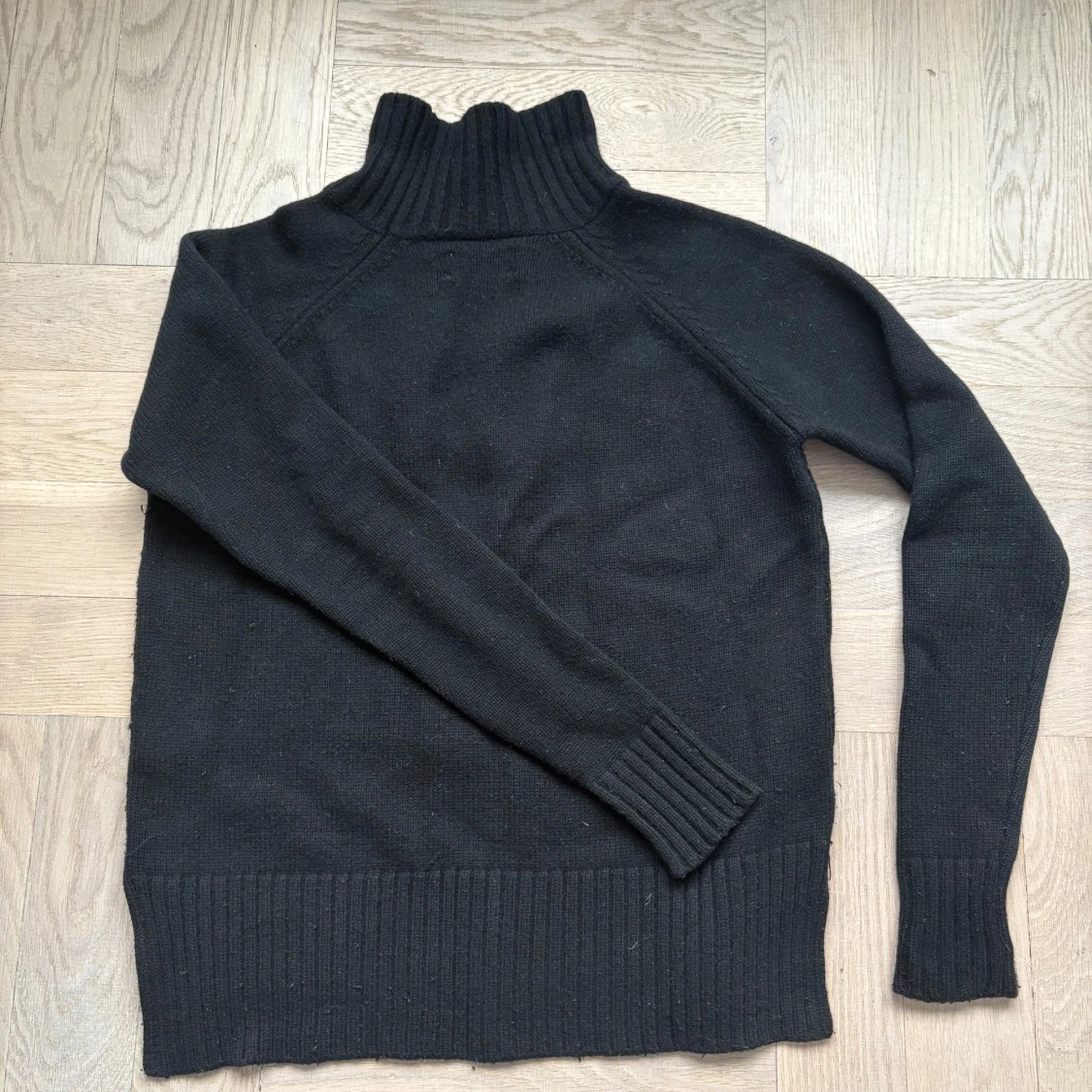 Svart polotröja från Zadig & Voltaire - 1