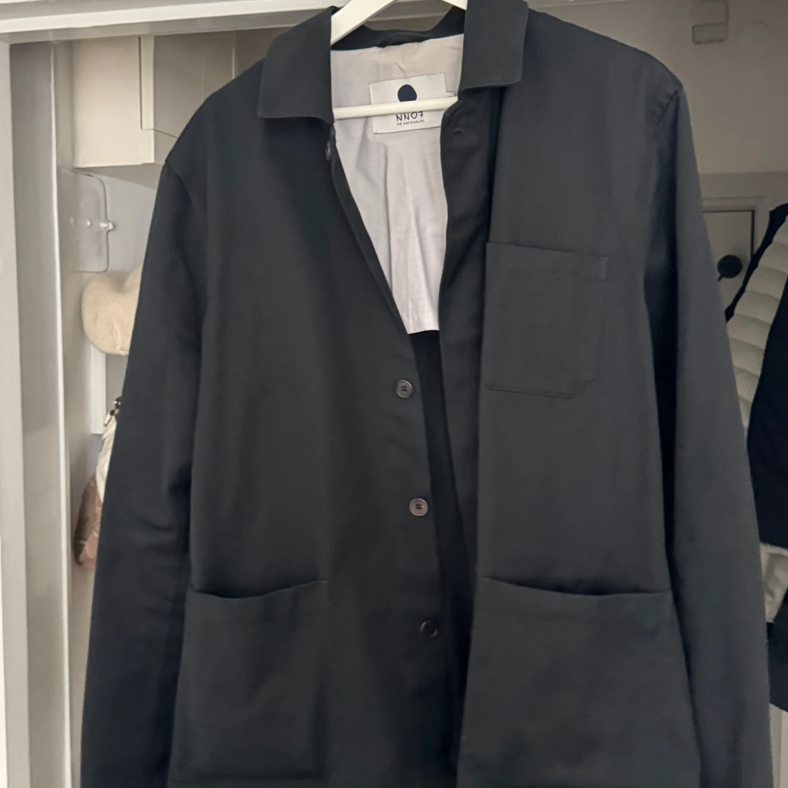 Svart overshirt från NN07