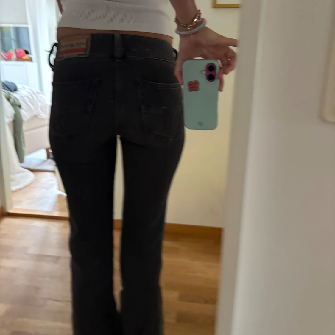 Svarta bootcut jeans från Diesel