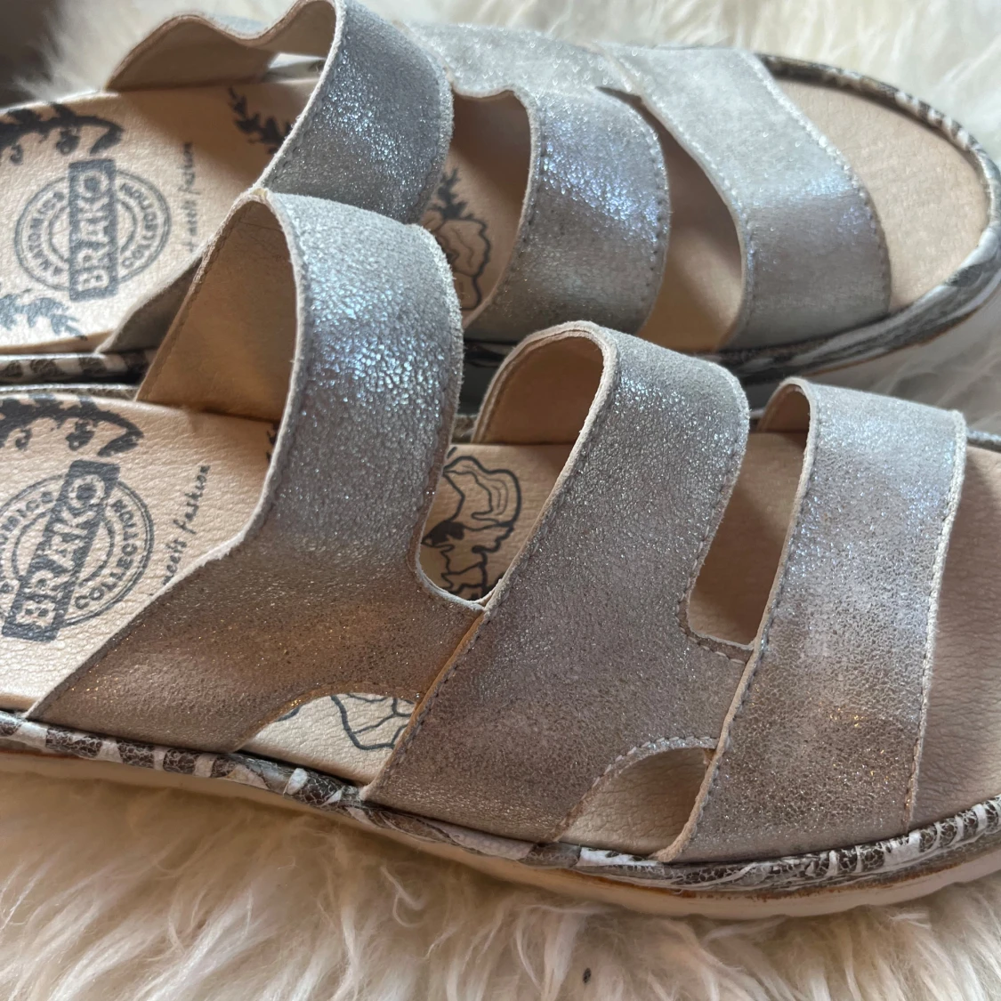 Silvriga sandaler från Brako, strl 37 - 1