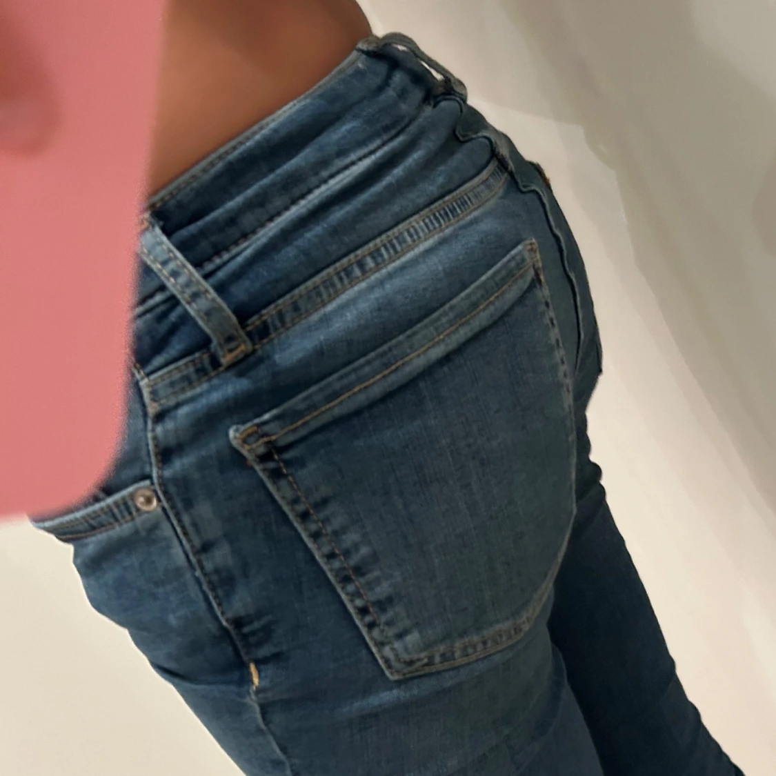 lågmidjade jeans - 1