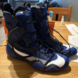 Nike Hyperko 2 blå boxningsskor - Nike Hyper KO 2.0 – Blå, storlek 44. Helt nya med box