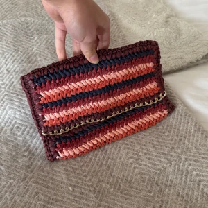 Randig clutch - Superfin randig clutch! 