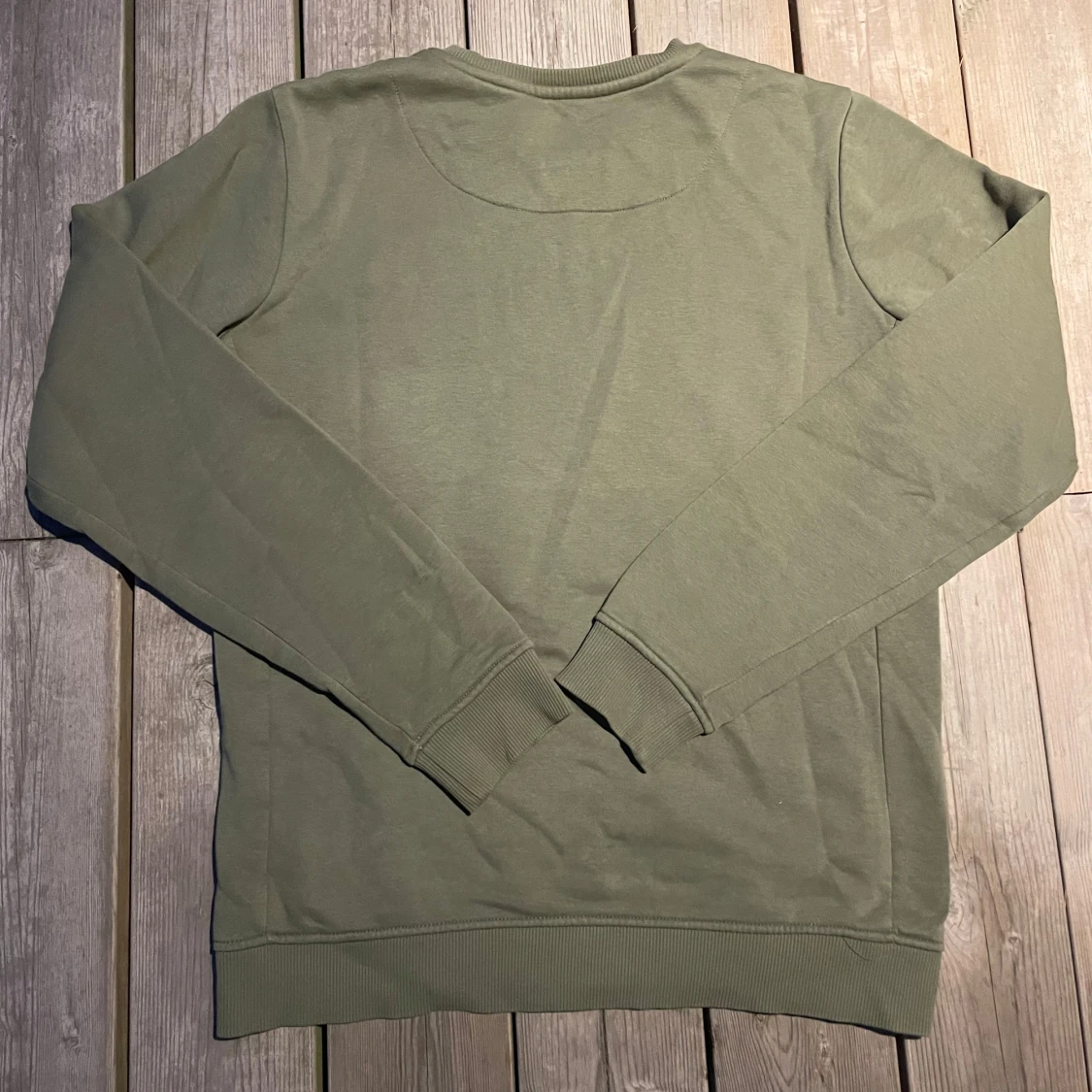 Olivgrön Lee sweatshirt med tryck - 3