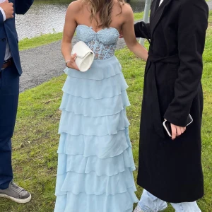 Balklänning  - Skriv vid intresse🩵