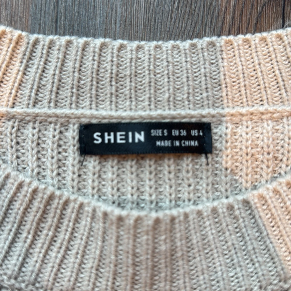 Beige stickad tröja från SHEIN - 2