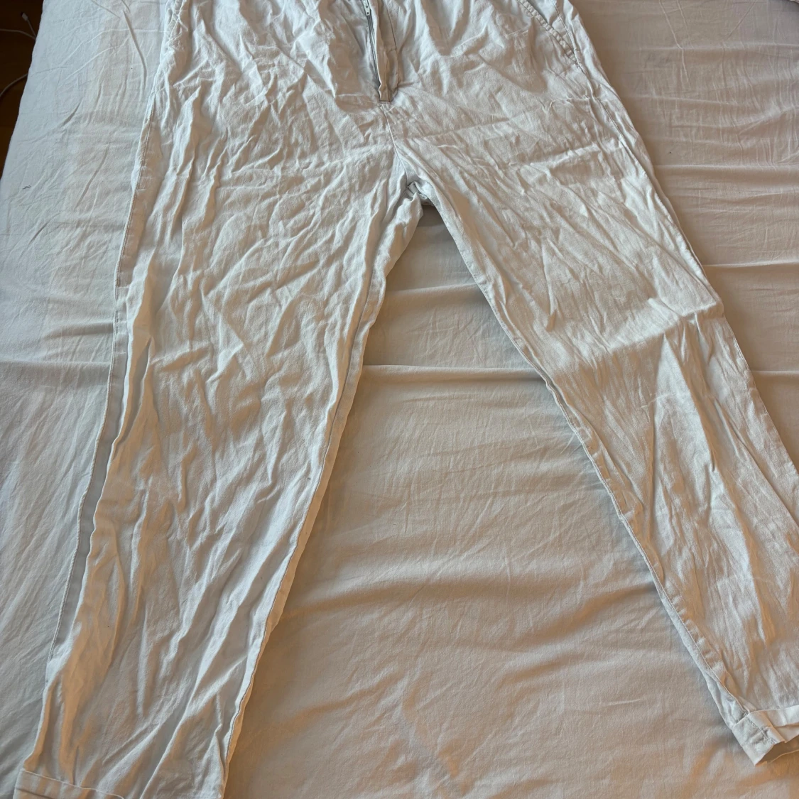 Vita linnebyxor från H&M Regular Fit