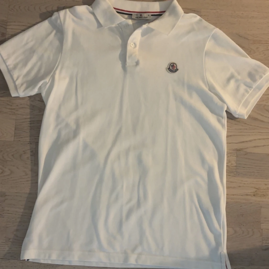 Vit Moncler piké  - 1