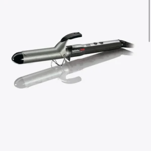 Locktång  - Locktång 32mm använd två gånger. Funkar som den ska men gav samma resultat som min andra. Ny pris 999kr från Lyko