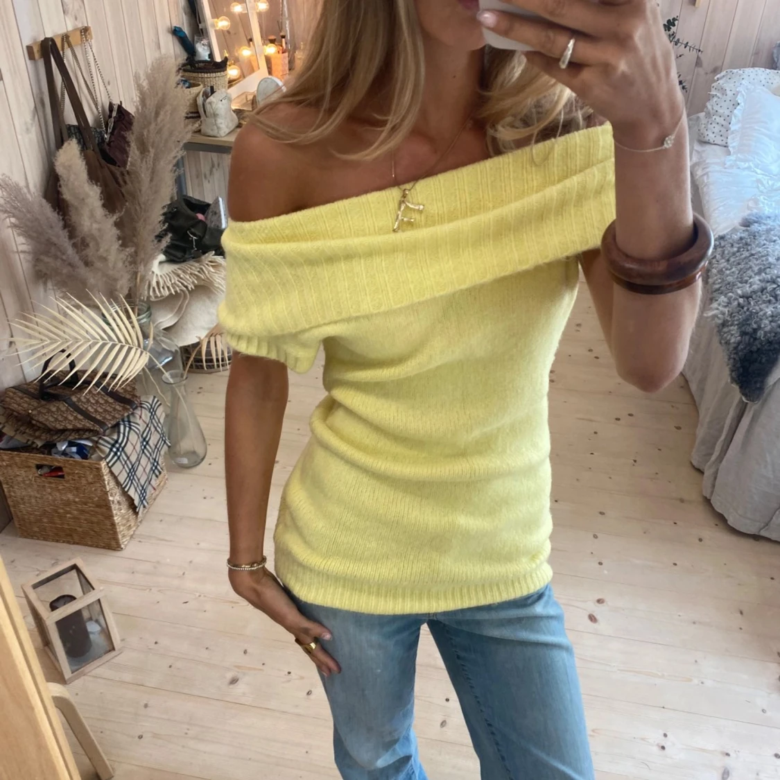 Off shoulder tröja - 1