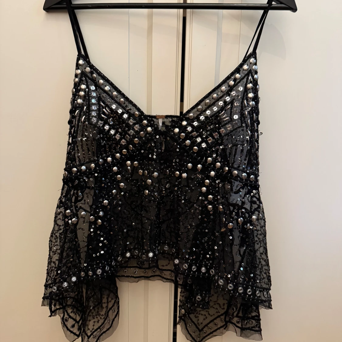 Free People - Svart glittrig paljettopp 