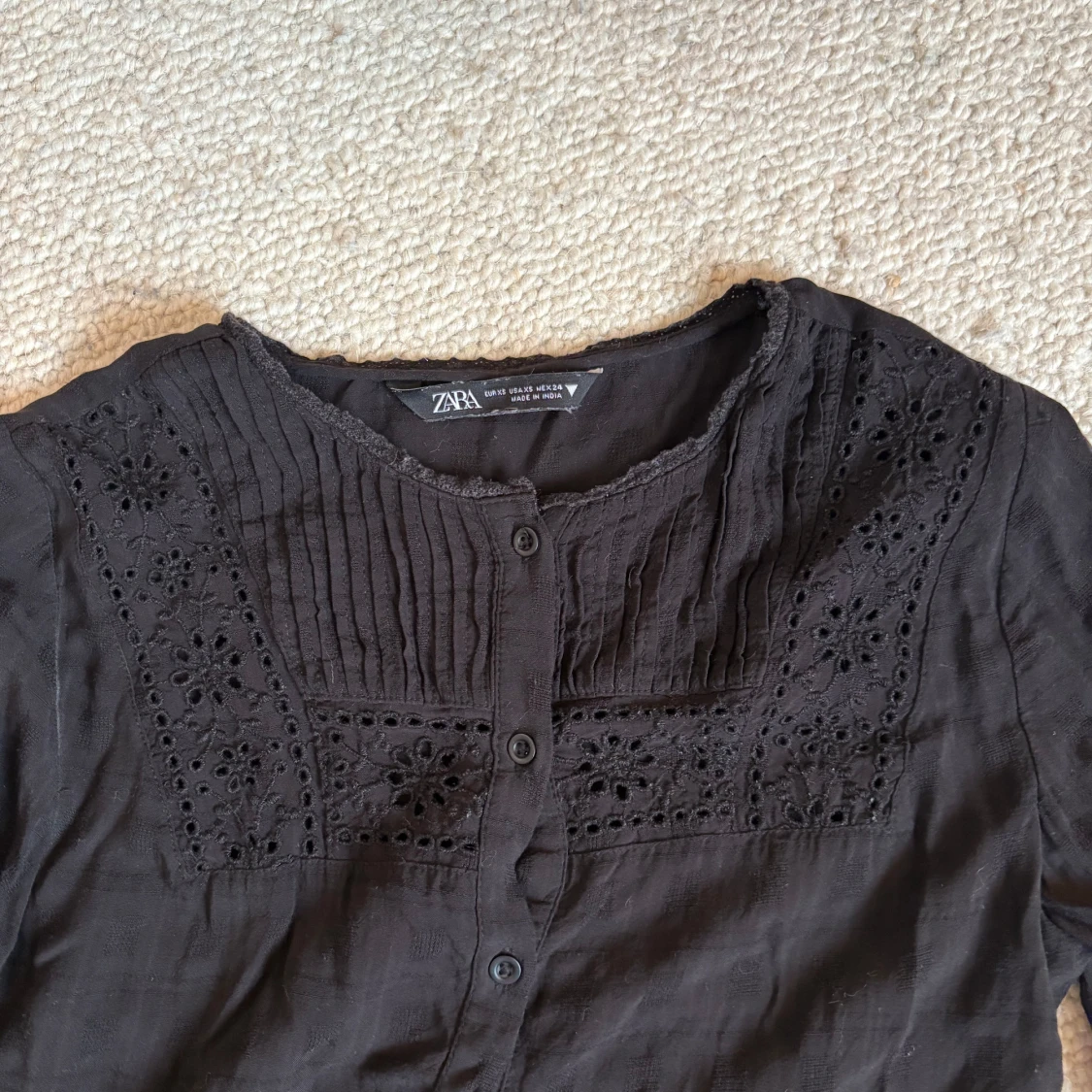 Svart blus från Zara - 2