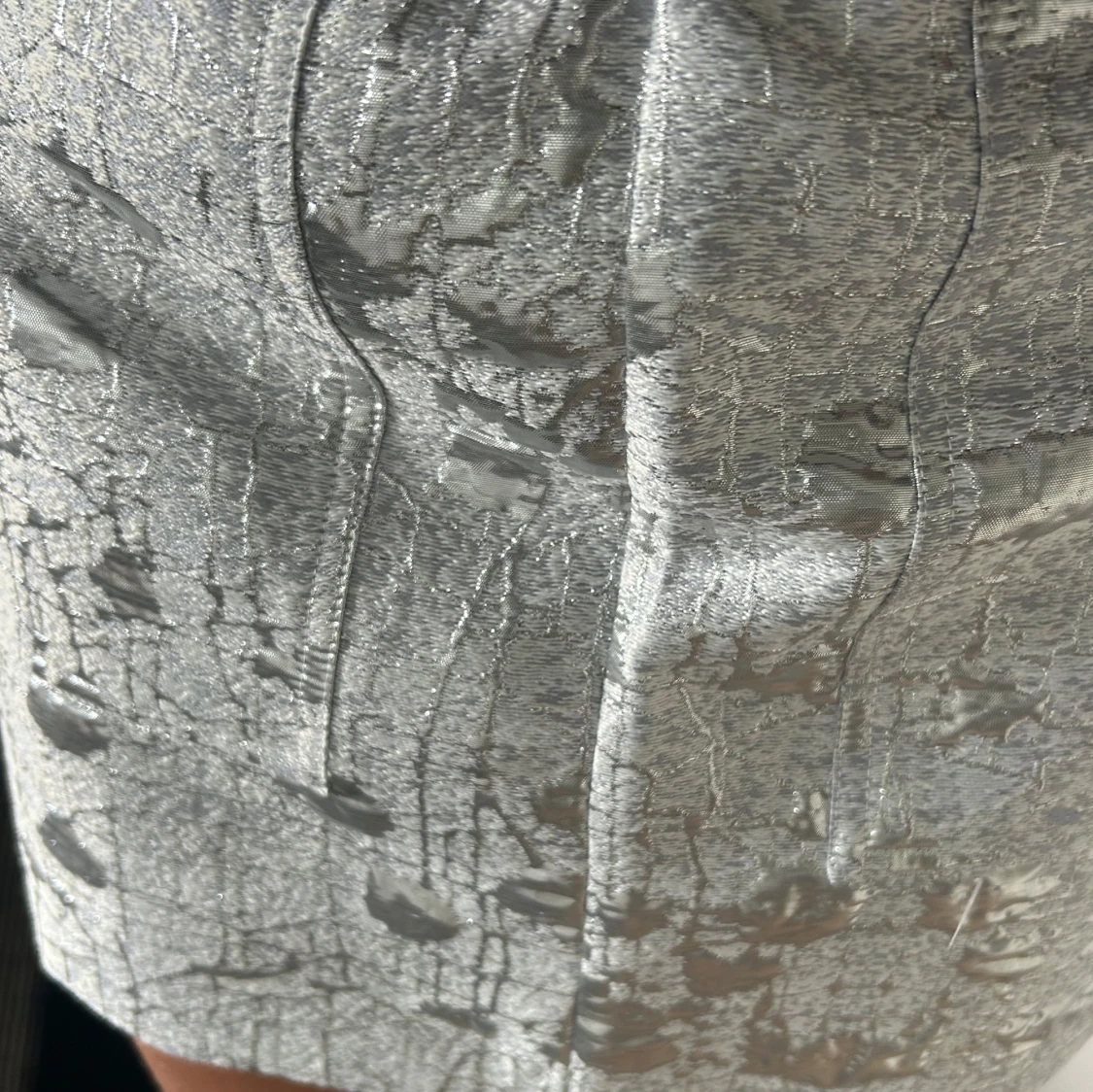 Silverfärgad kjol från YAS - 1