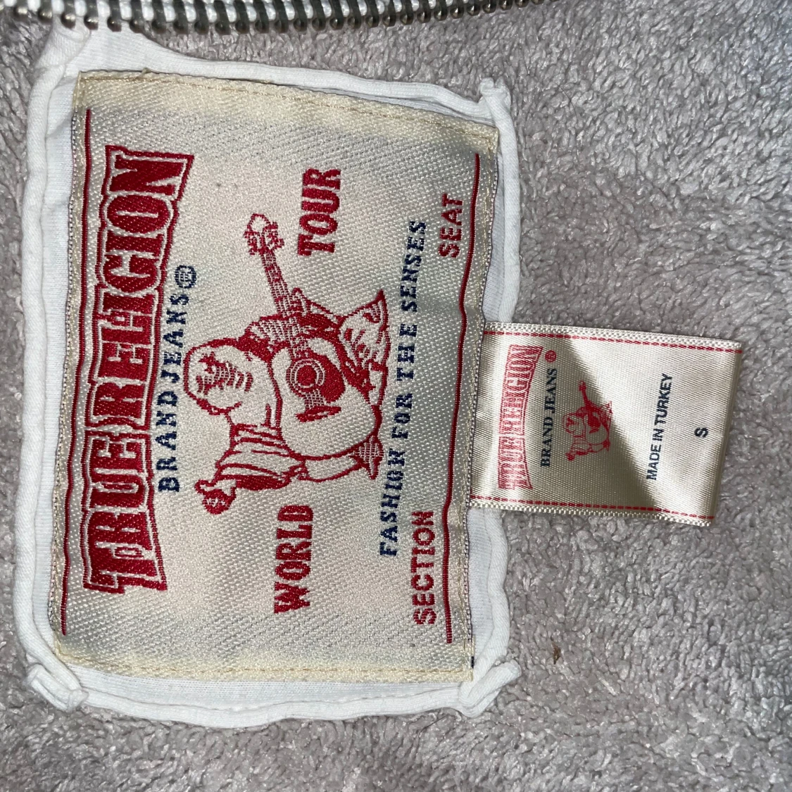 Grå hoodie från True Religion - 2