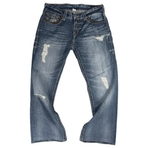 True religion byxor - Riktigt feta med go wash samt passform.  Mer straight fit än annat. Priset är INTE spikat.