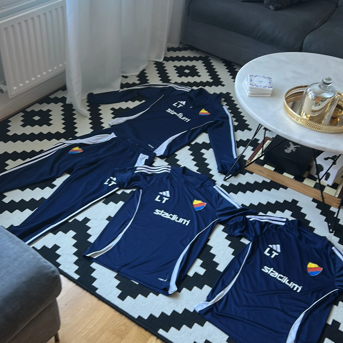 Tränings set från Adidas med DIF-logga - 4