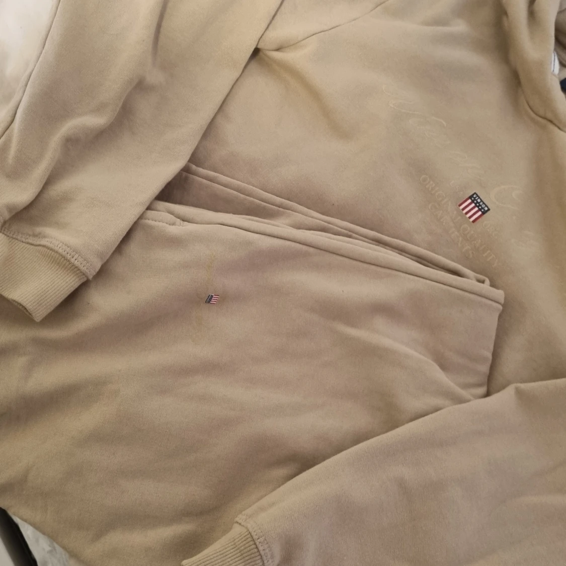 Beige hoodie från Vinson, storlek 150