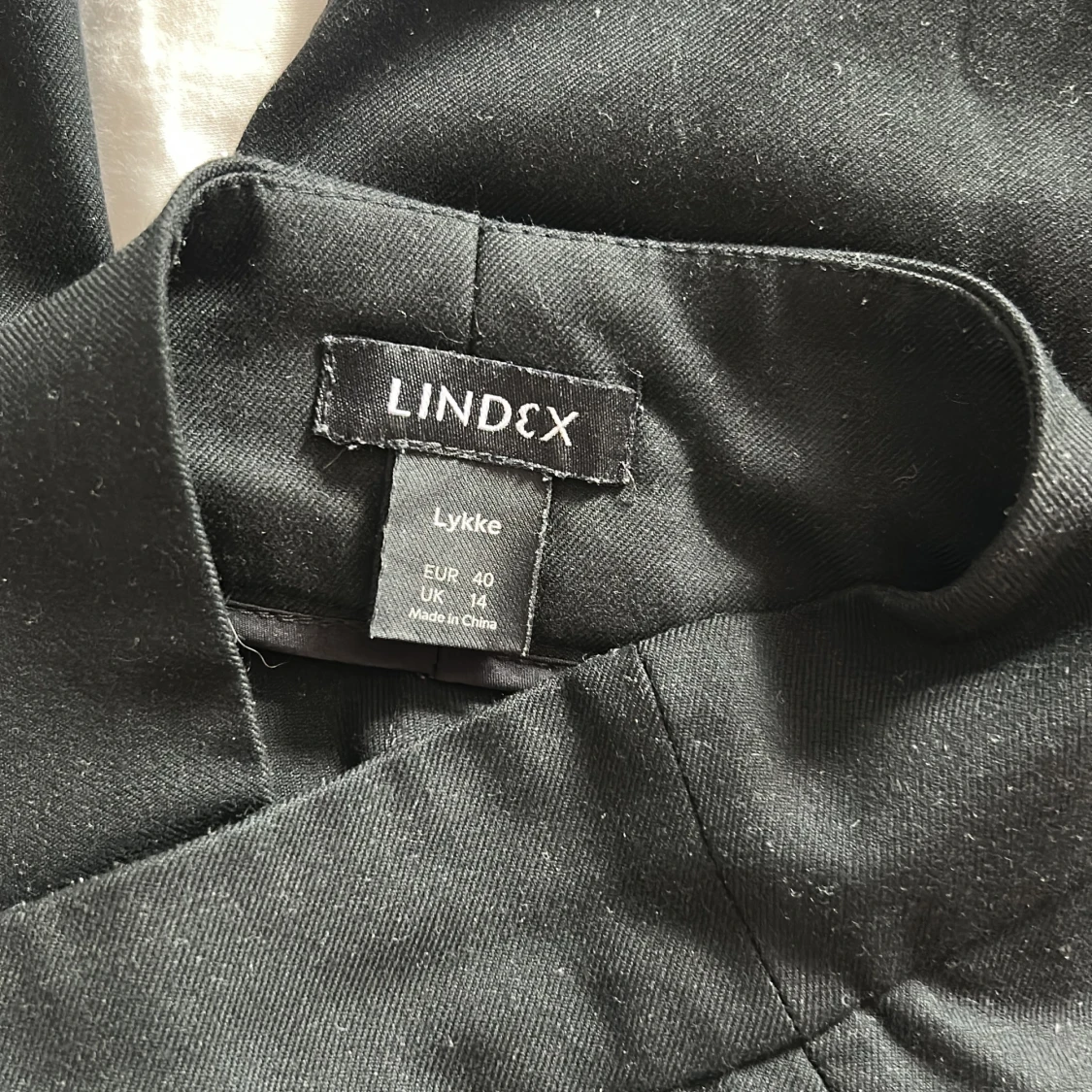 Svarta kostymbyxor från Lindex - 2