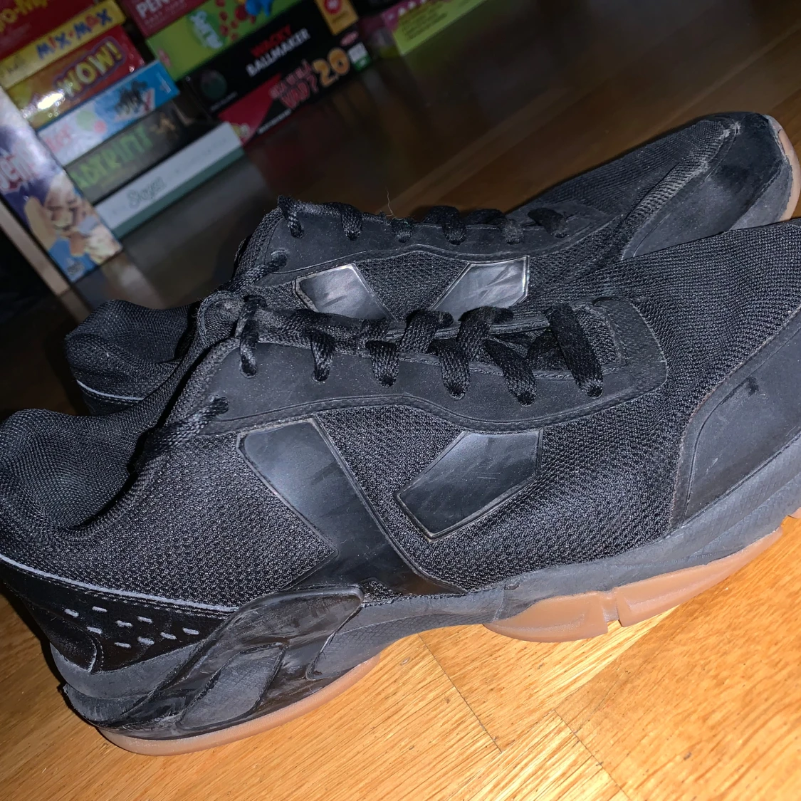 Svarta träningsskor från Asics